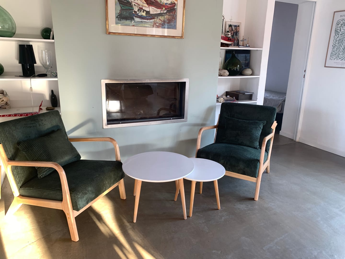 Customer photo review of OHAMA - Fauteuil de salon en bois massif et velours côtelé vert