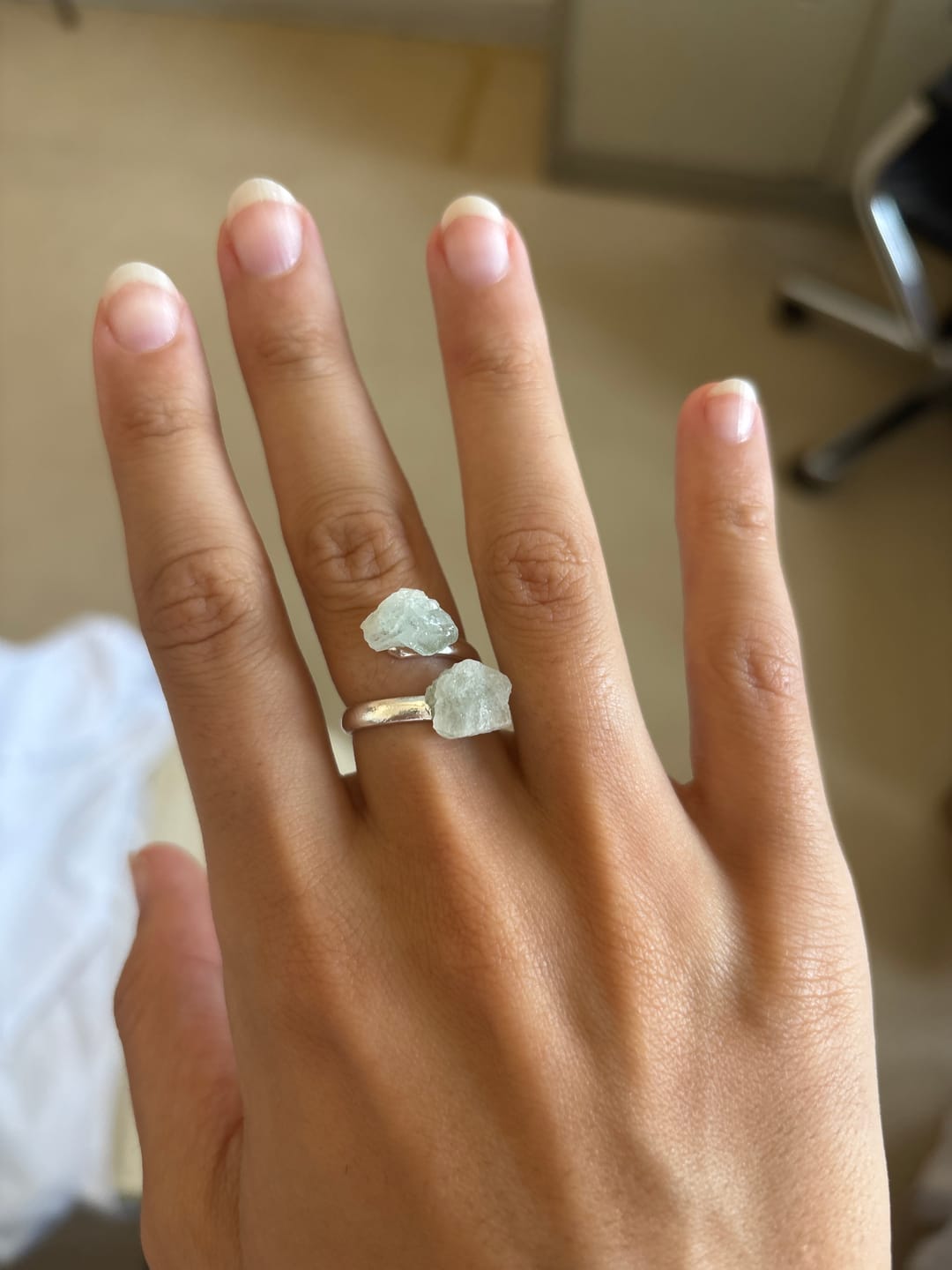 Customer photo review of Bague Aigue-Marine Brute "Clarté" - Ajustable