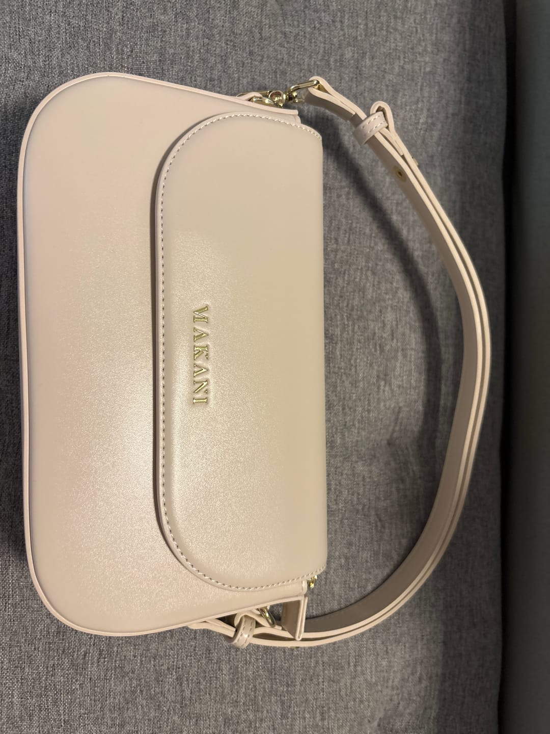 Customer photo review of CHLOIE - CREME