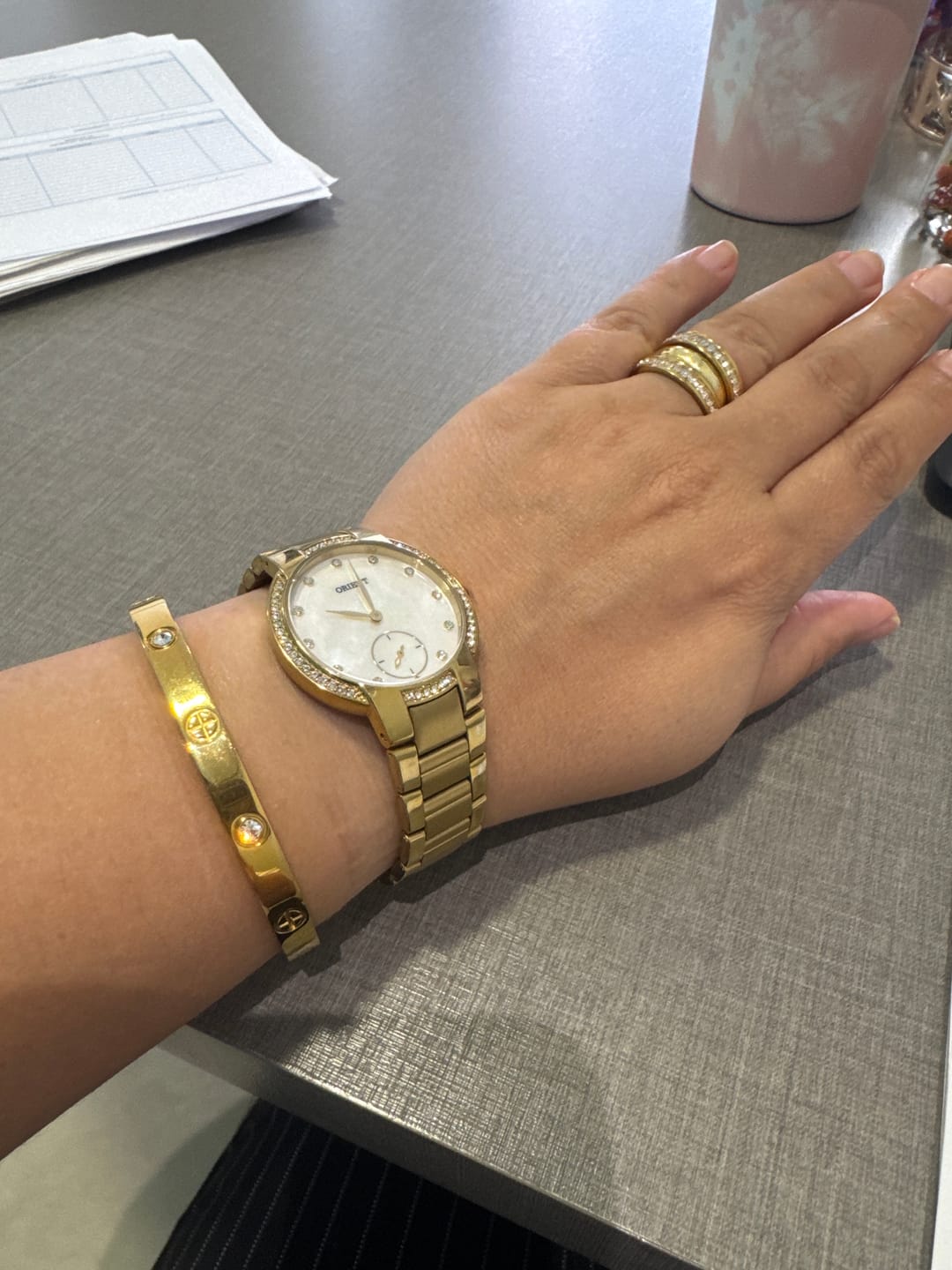 Customer photo review of Bracelete Pedras de Glamour Banhado em Ouro 18k