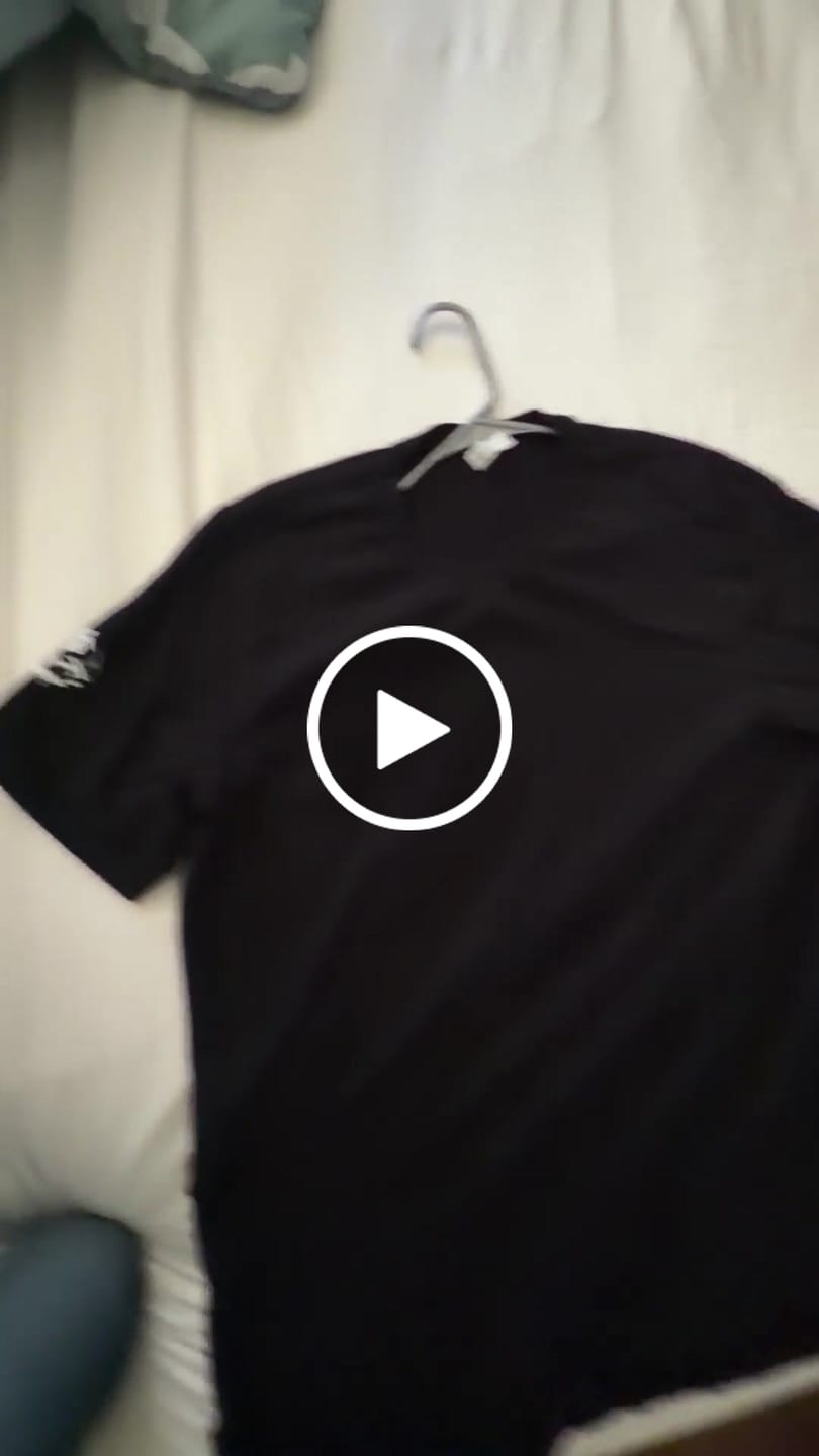 Customer video review of Never Go Gently (Restored) Premium Tee