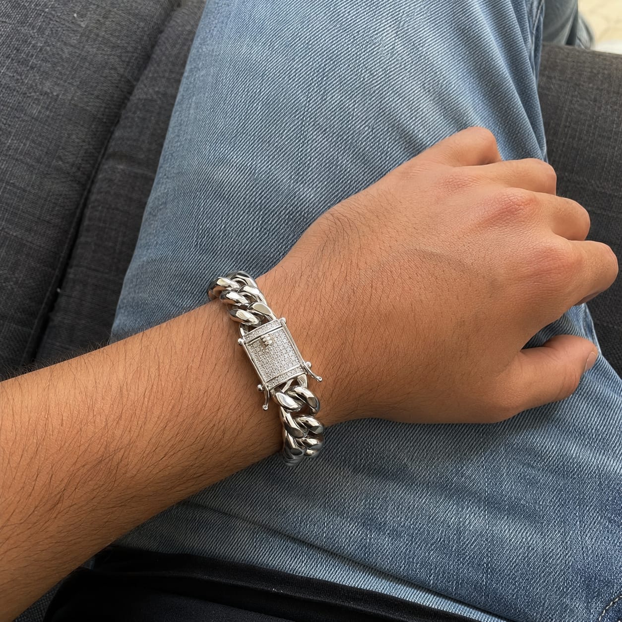 Customer photo review of 6mm - 16mm Diamond Clasp Cuban Link Bracelet