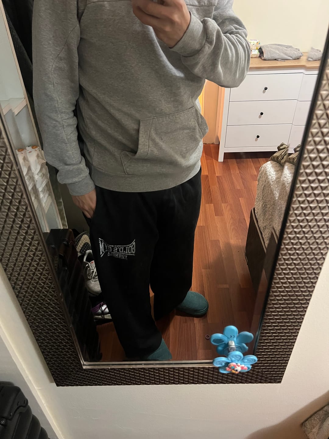 Customer photo review of 2052 - Gold's Iron Legacy Heritage Sweats