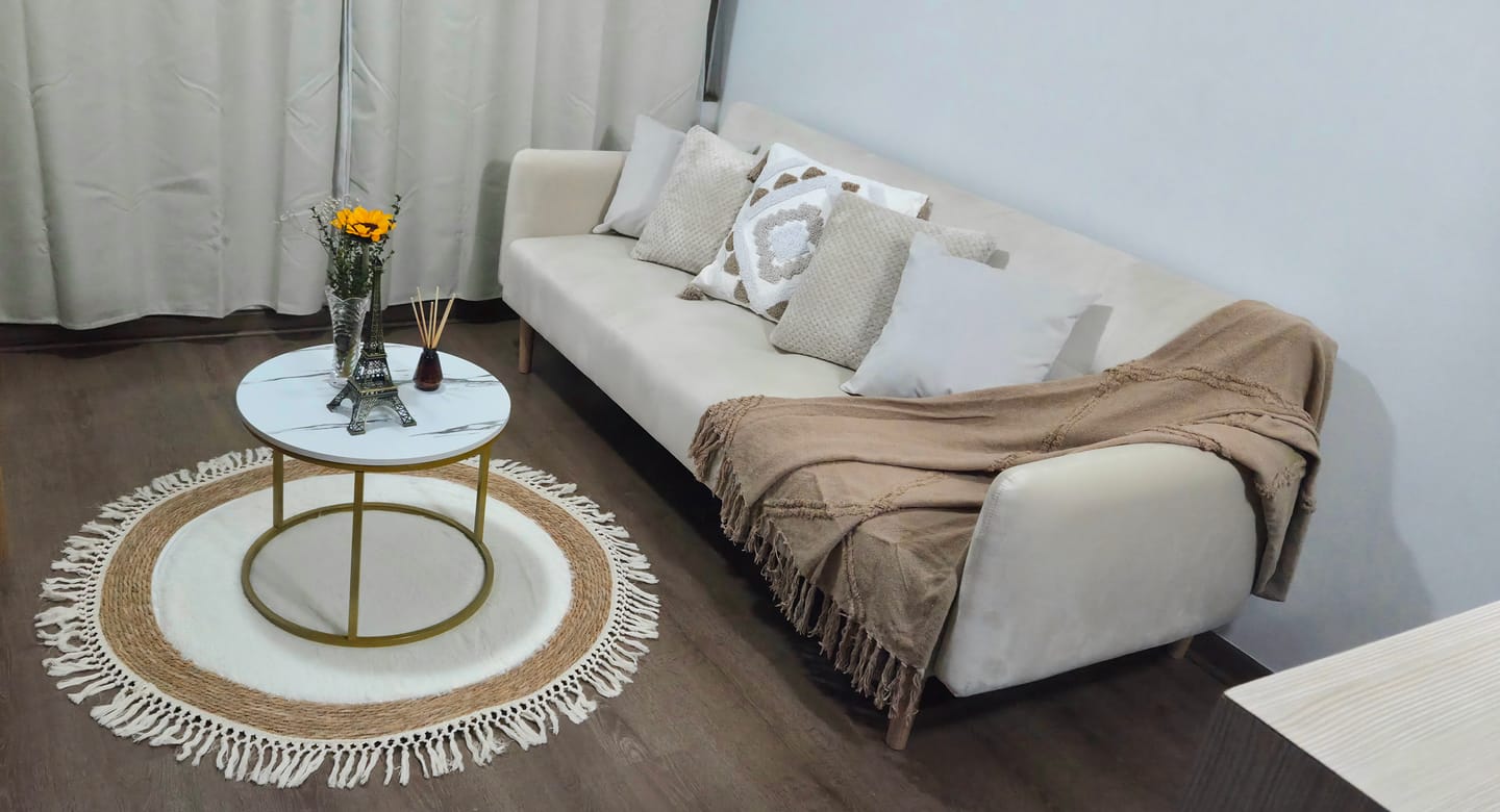 Customer photo review of Funda de Cojín Boho Tejida con Borlas Funda Almohadon Sofa 45x45cm