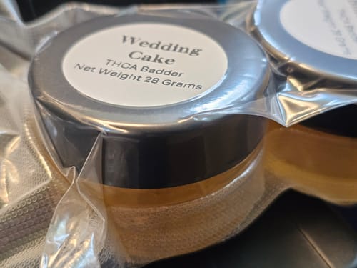 Customer photo review of Wedding Cake | THCA Badder