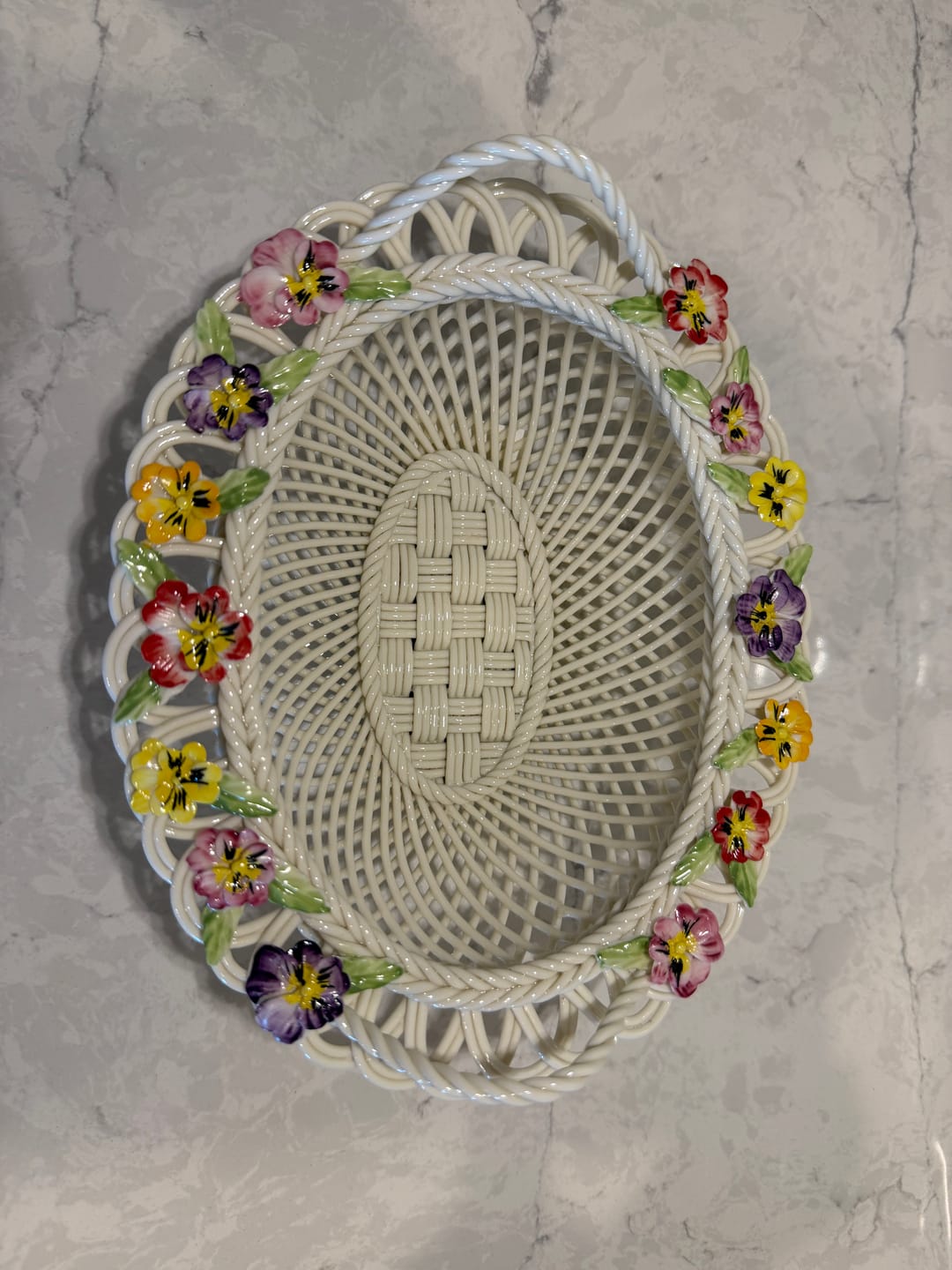 Customer photo review of Belleek Classic Pansy Oval Basket