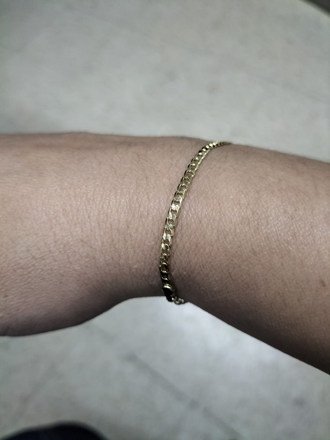 Customer photo review of Pulseras Eslabón Plano en Oro laminado 18k Para Pareja