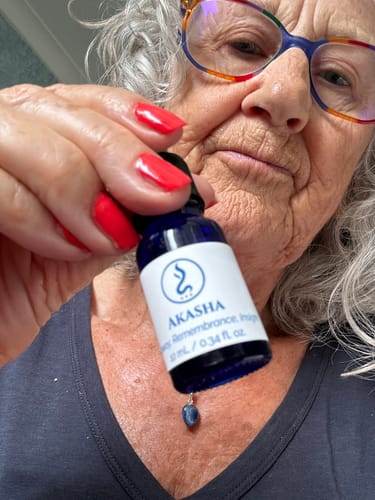 Customer photo review of True Egyptian Angelica Root oil 10 mL | Cold-Pressed