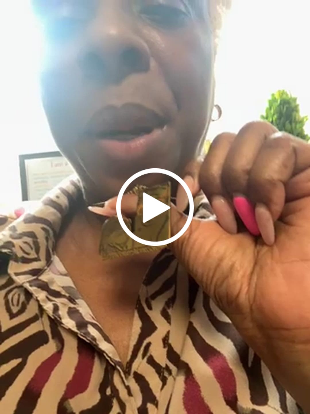 Customer video review of Custom Photo Engraved Pendant Necklace