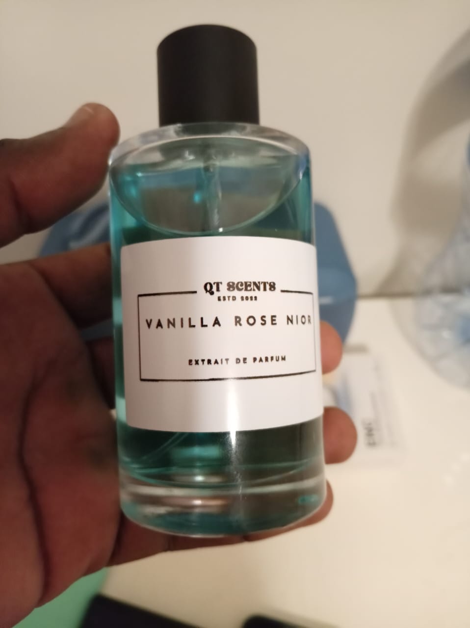 Customer photo review of Vanilla rose nior  unisex