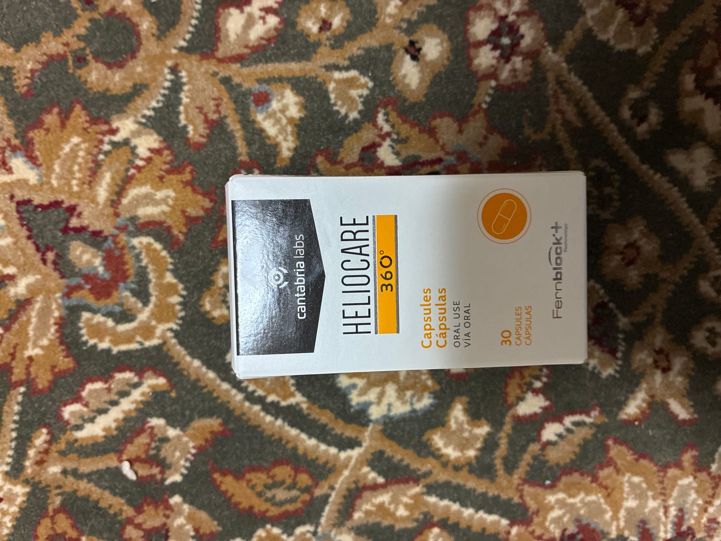 Customer photo review of ヘリオケア360° ORAL（飲む日焼け止め）