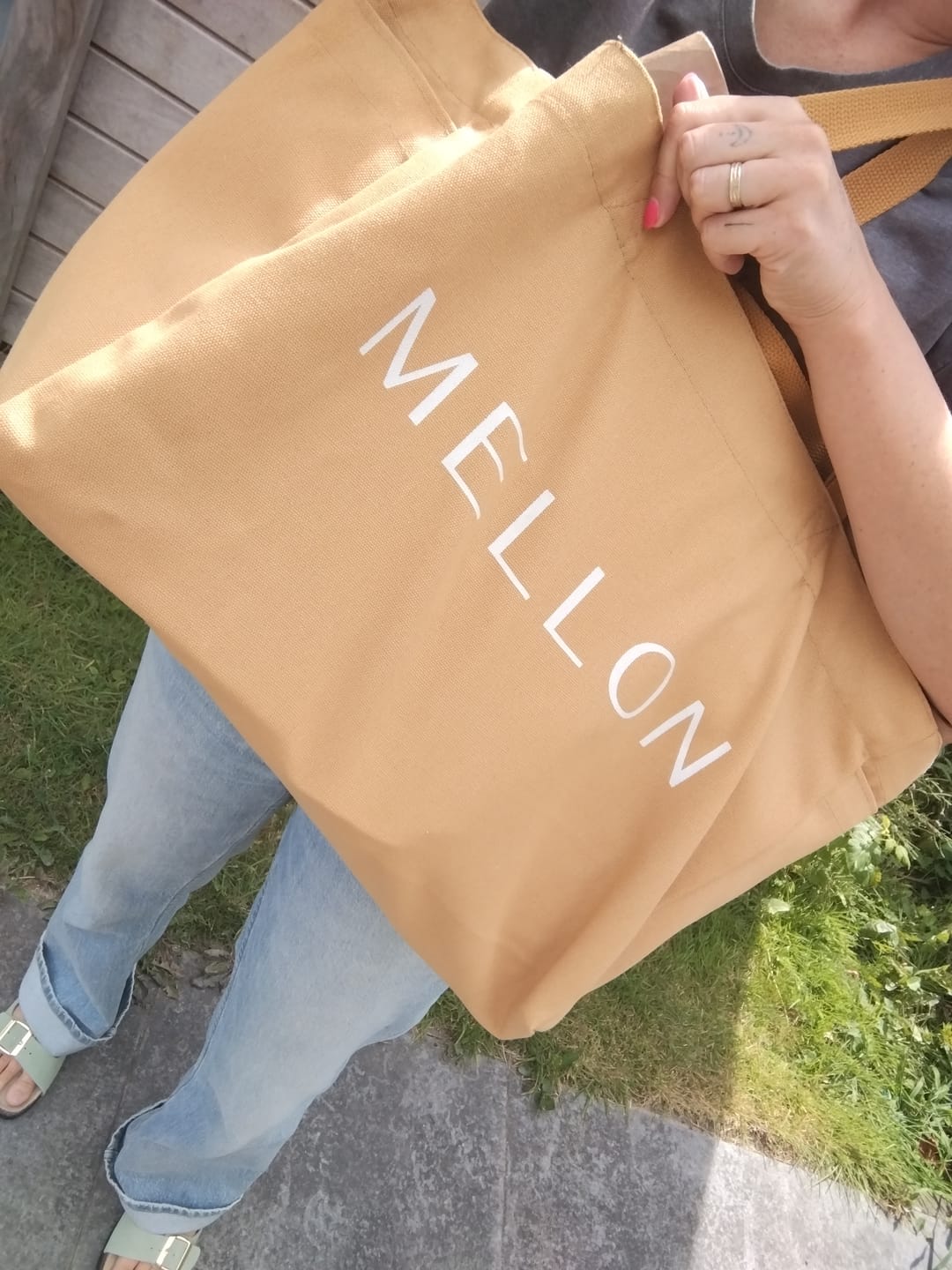 Customer photo review of Tote bag Mellon