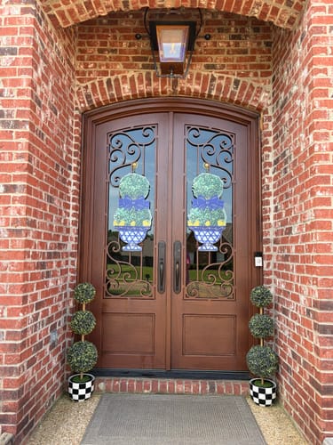 Customer photo review of Lemon Topiary Door Hanger