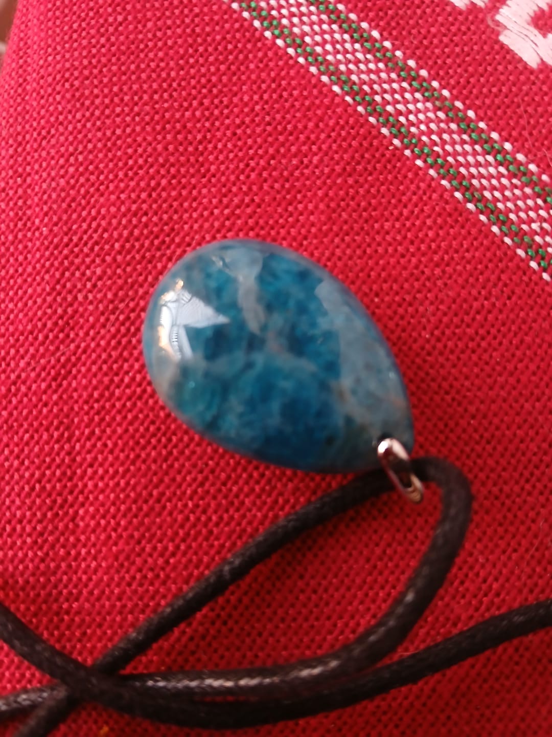 Customer photo review of Pendentif Apatite Bleue