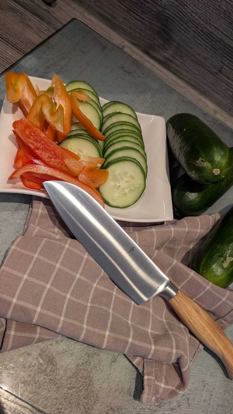 Customer photo review of Küchenscharf Santoku 16 cm (100% Solinger Handwerkskunst)