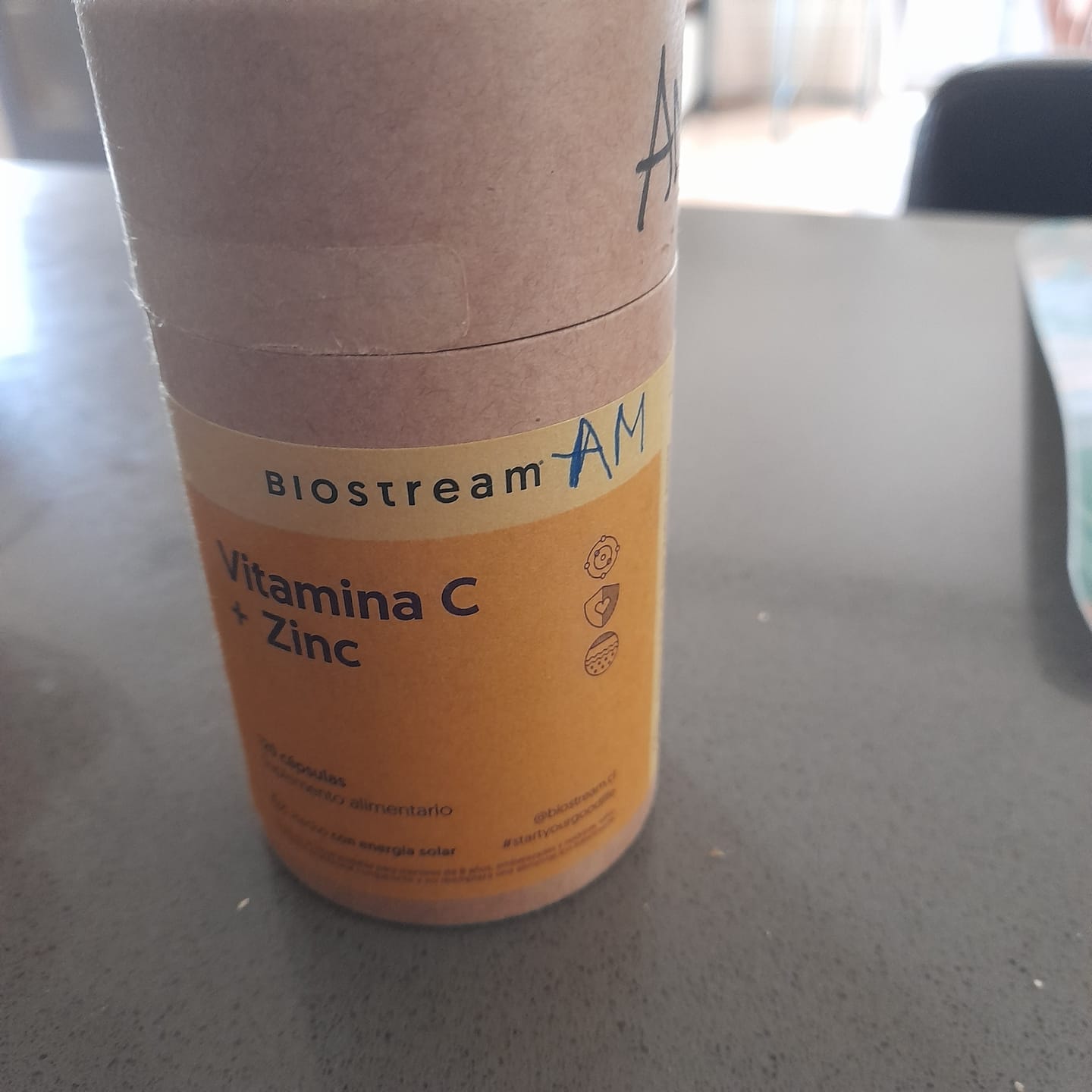Customer photo review of Vitamina C + Zinc 120 Cápsulas vegetales