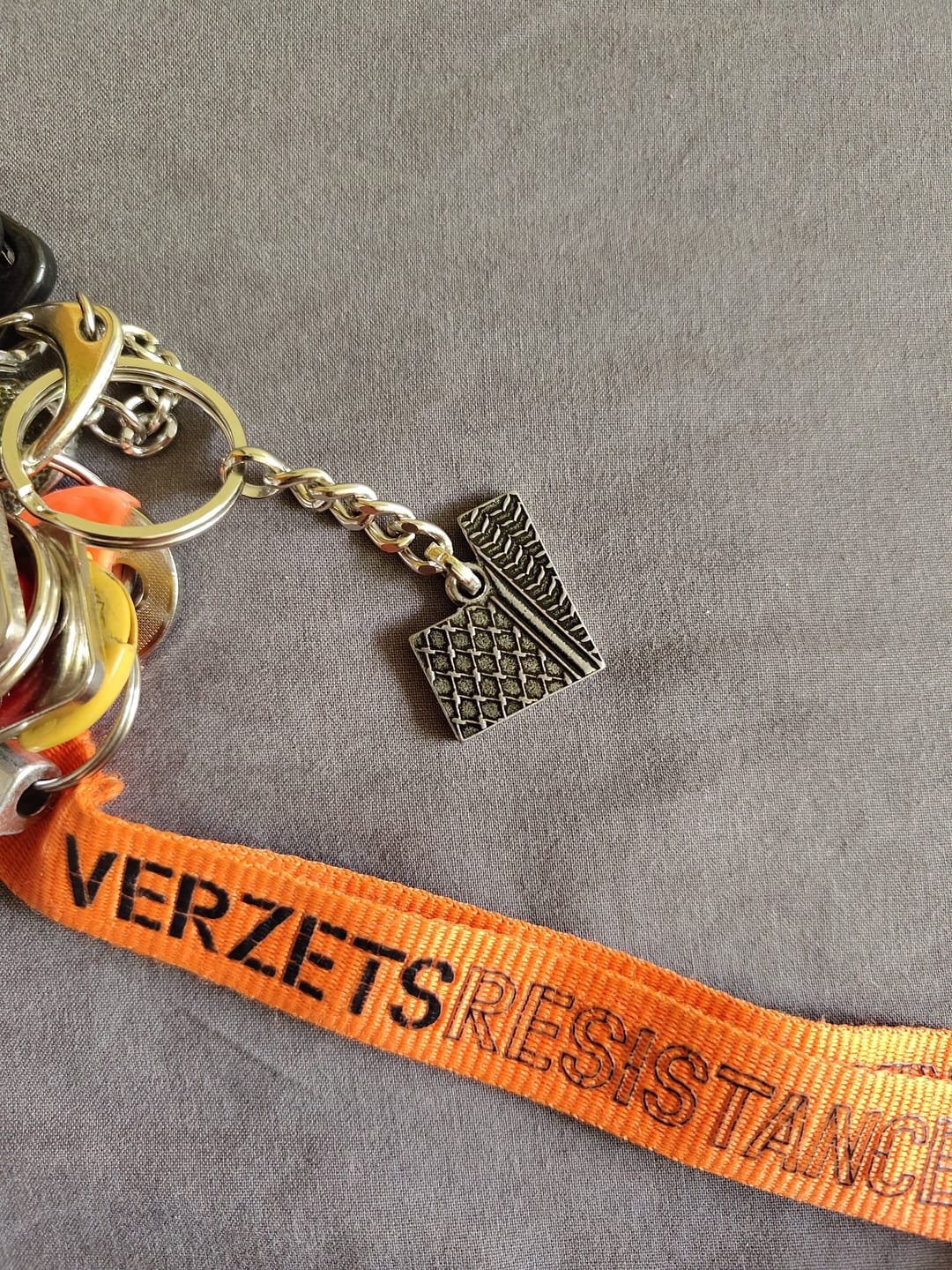 Customer photo review of Kuffiyah Engraved Palestine Keychain