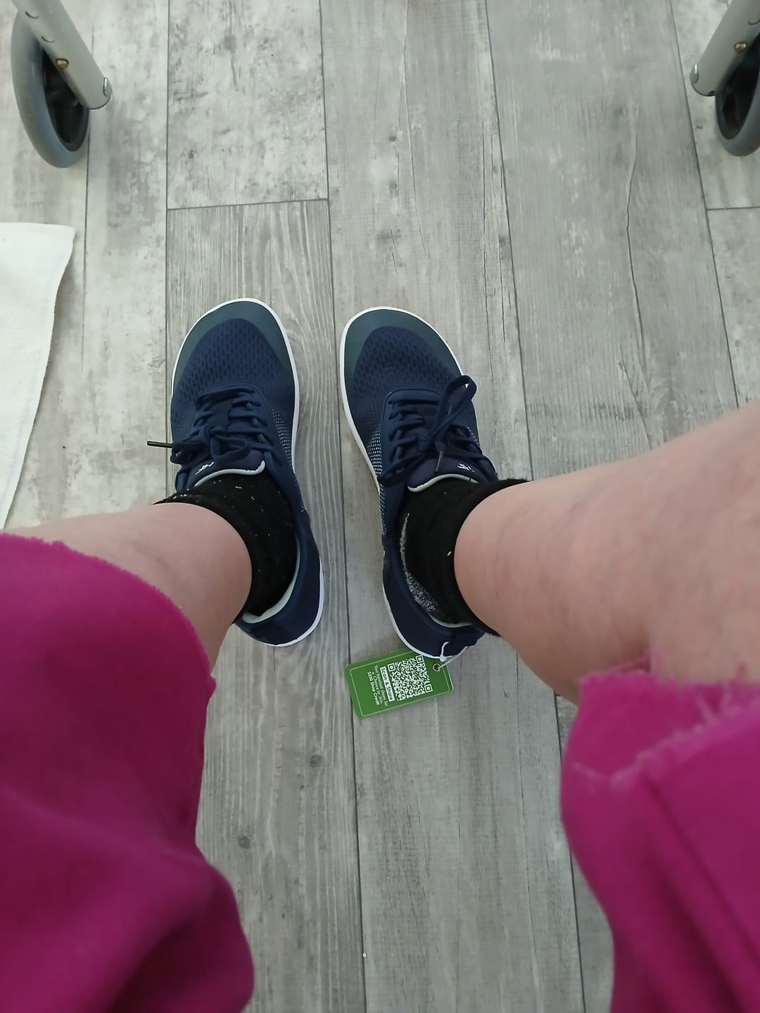 Customer photo review of Flame - Hands-Free Barefoot Shoes for Pain Relief