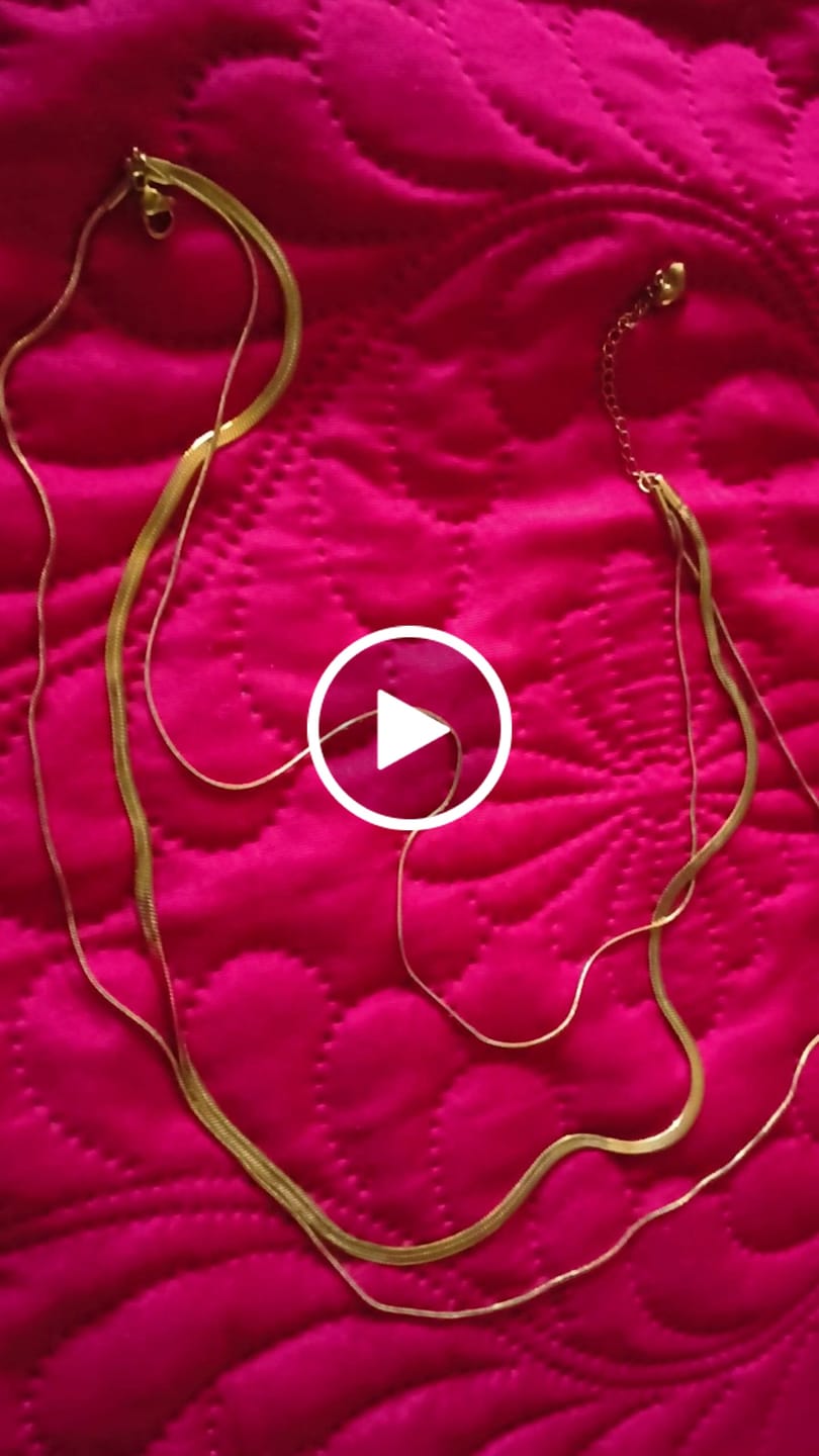 Customer video review of Brincos de Argola Shine Banhado em Ouro 18k