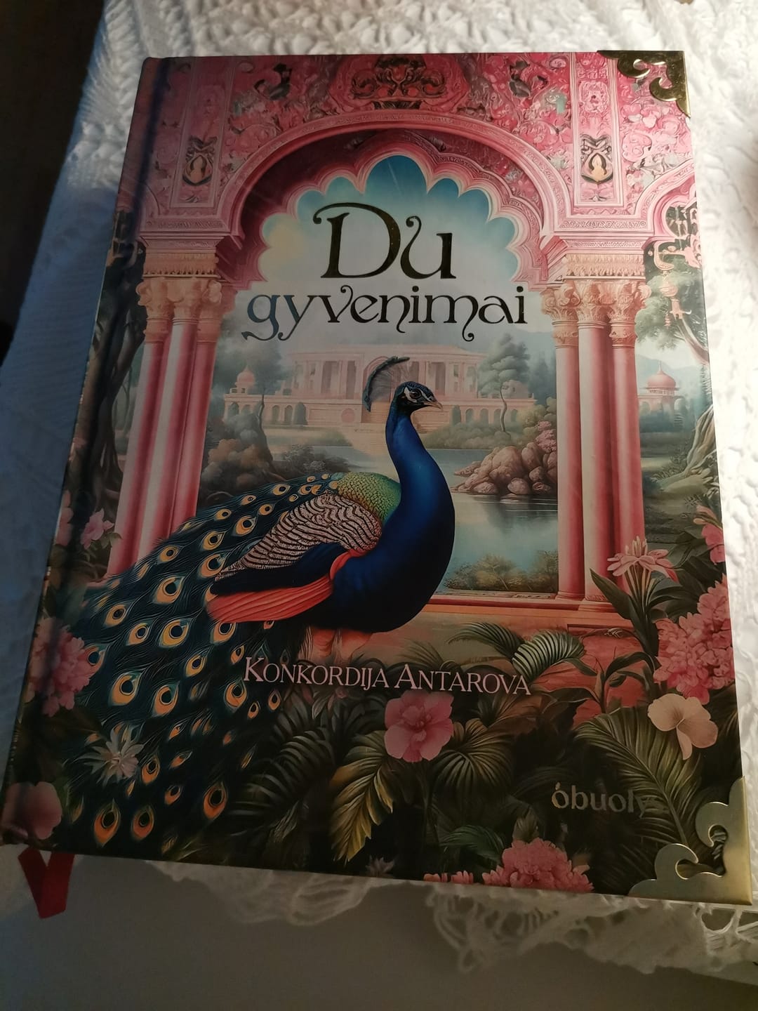 Customer photo review of Du gyvenimai: kultinis dvasinės literatūros šedevras – riboto tiražo kolekcinis leidimas + galimybė personalizuoti + metalo kampai + spalvota puslapių briauna