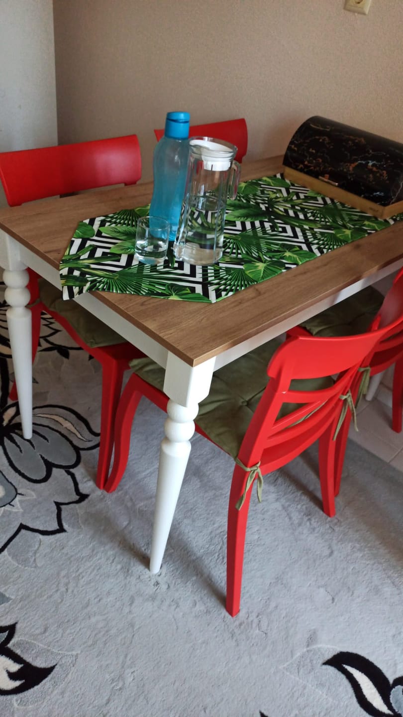 Customer photo review of Rani JA104 Mutfak Masası Yemek Masası Sepet Ceviz - Beyaz