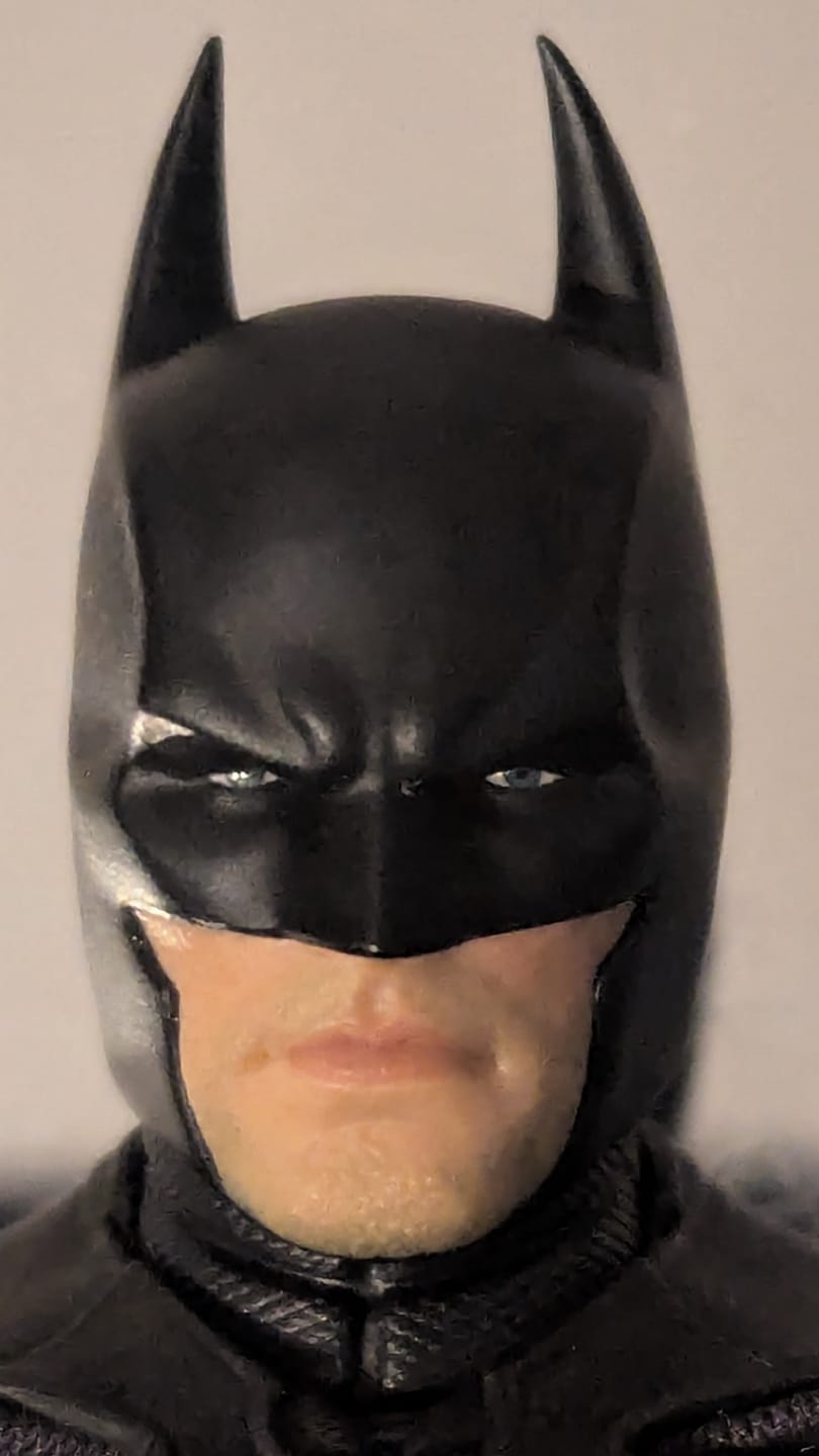 Customer photo review of Batman: Arkham Origins - Batman 1/12 Scale Figure