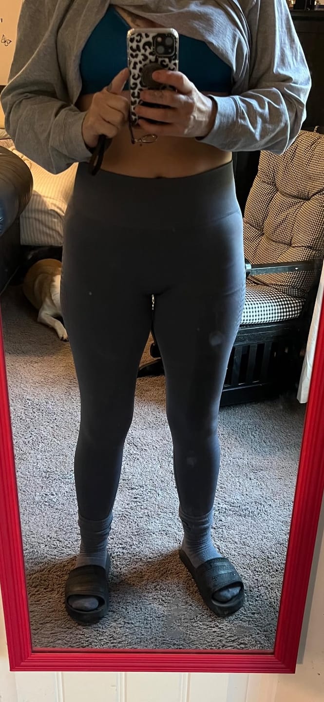 Customer photo review of 3D CelluSmooth High-Waisted Seamless Booty-Lifting Leggings | Silix