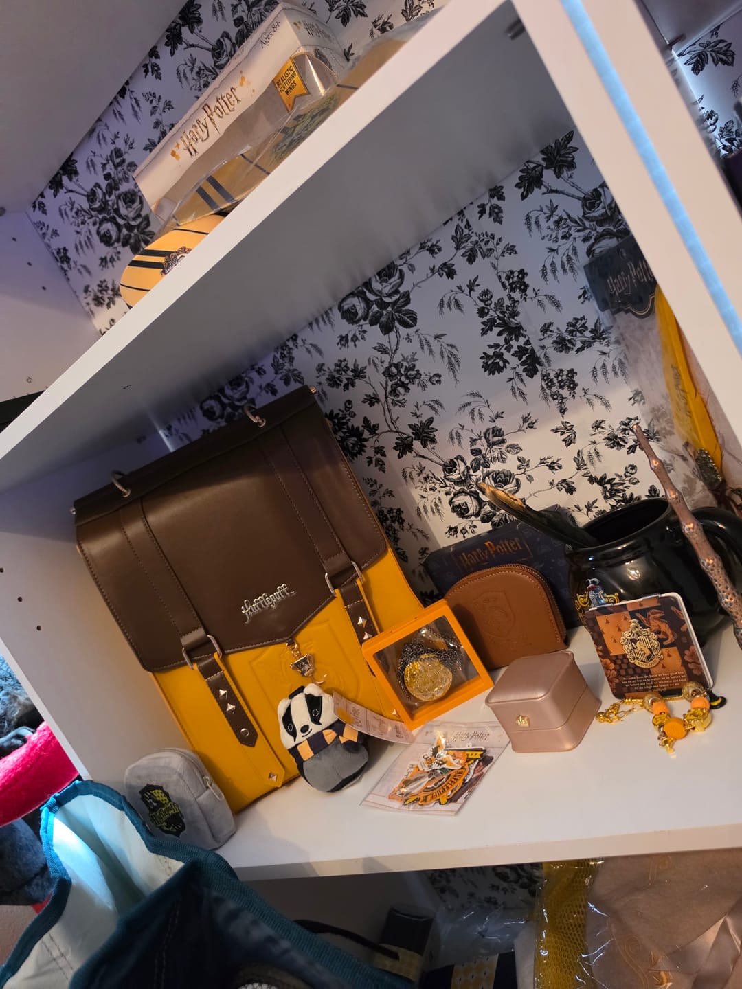 Customer photo review of HP Premium Mystery Capsule Gacha