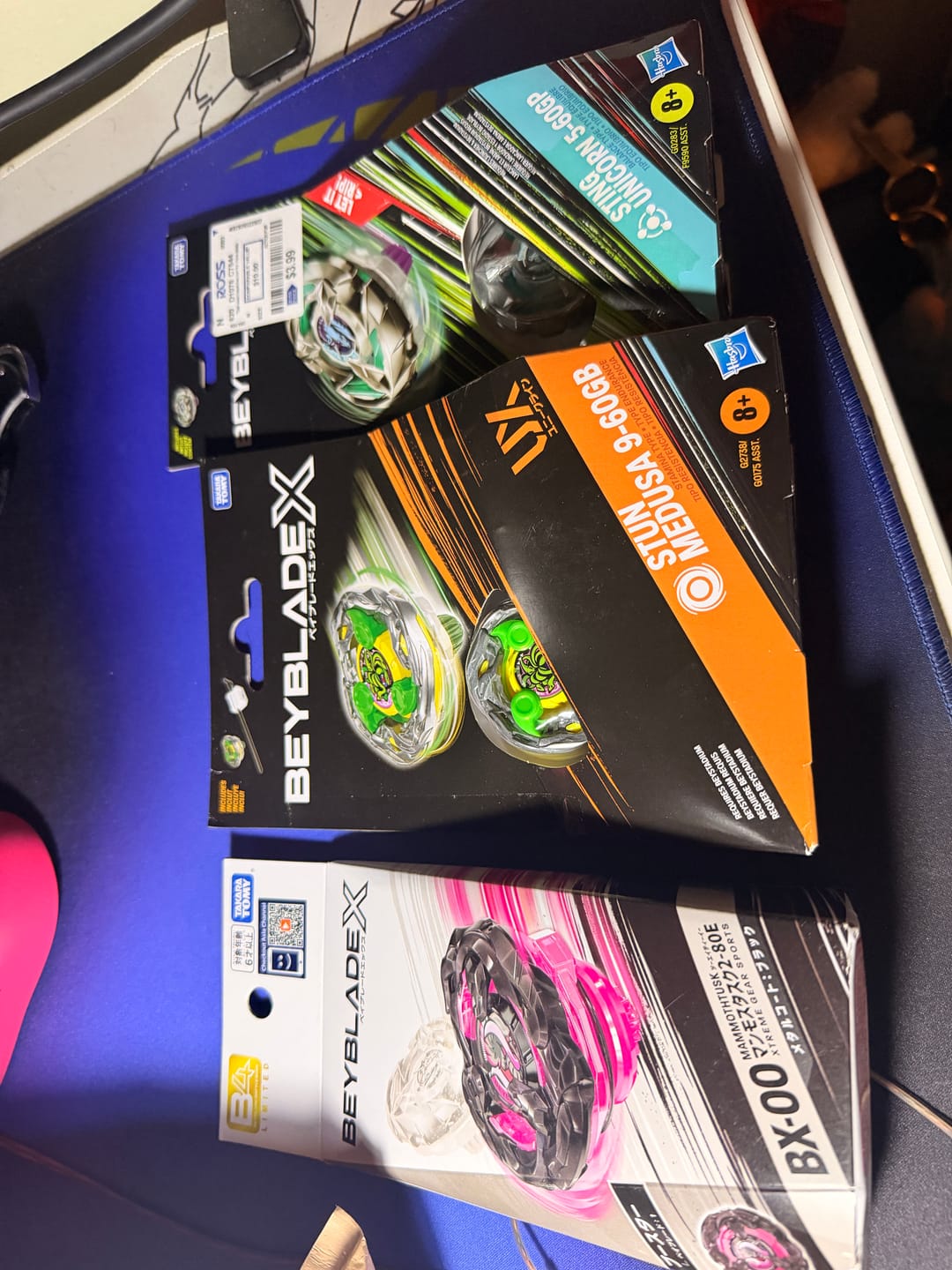 Customer photo review of Takara Tomy Beyblade X BX-00 Mammoth Tusk 2-80E - Metal Coat Black