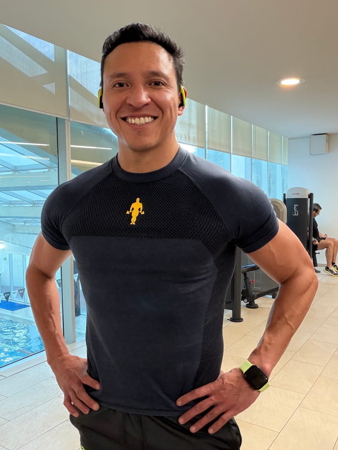Customer photo review of 4286 - Gold's Iron Legacy Compression Tees