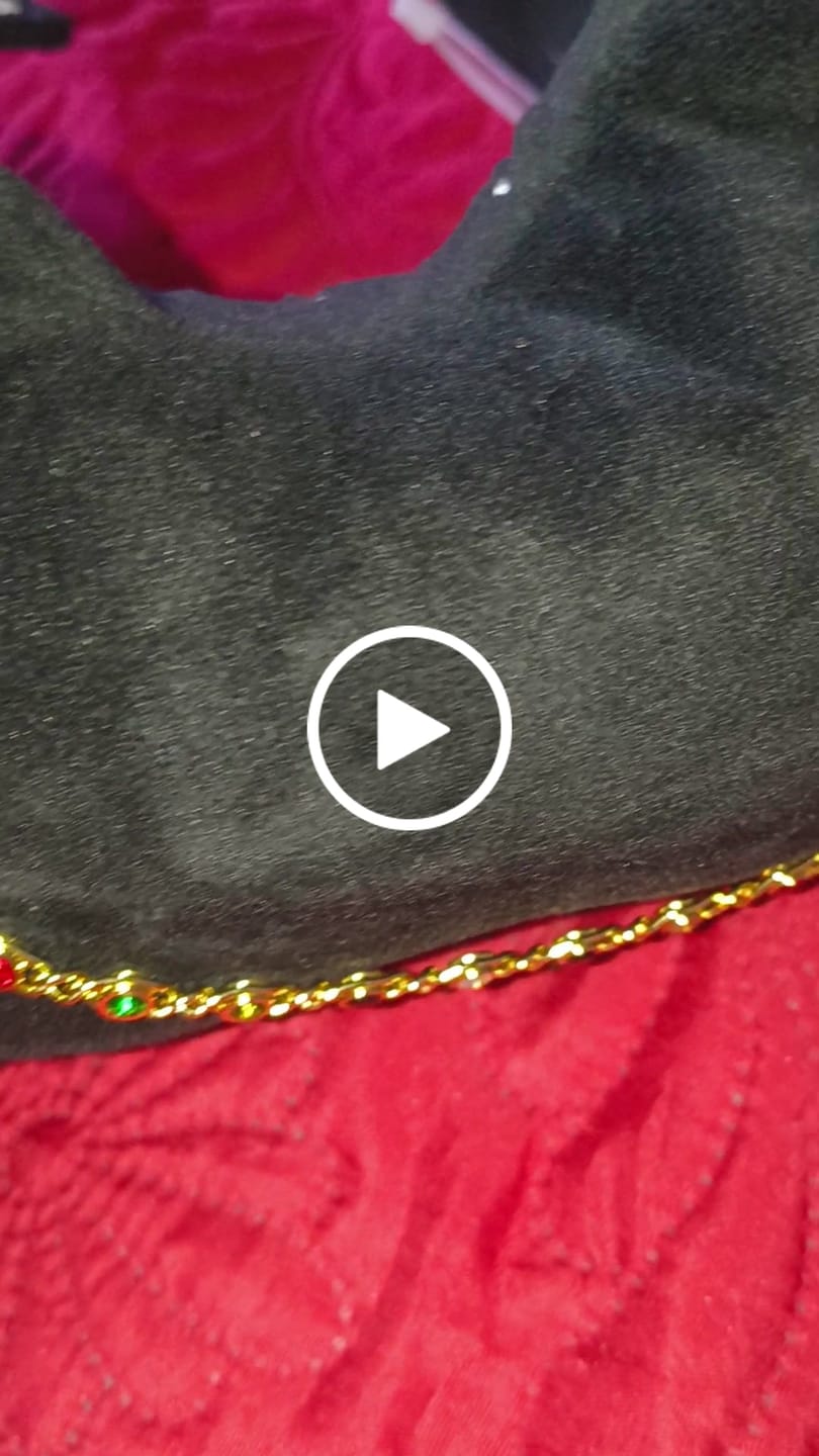 Customer video review of Colar Chloé Banhado em Ouro 18k