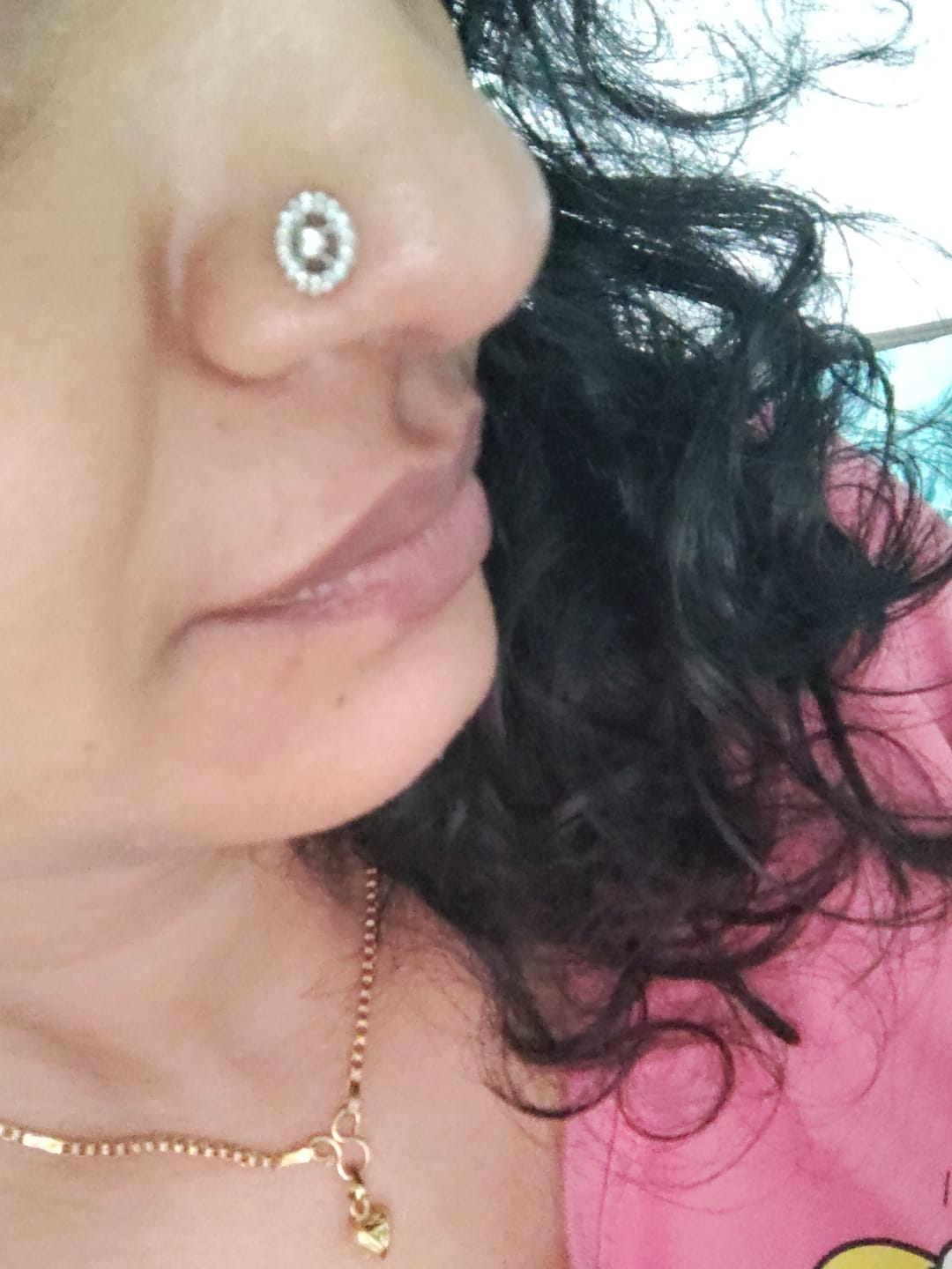 Customer photo review of Classic Halo Wired Nose Pin