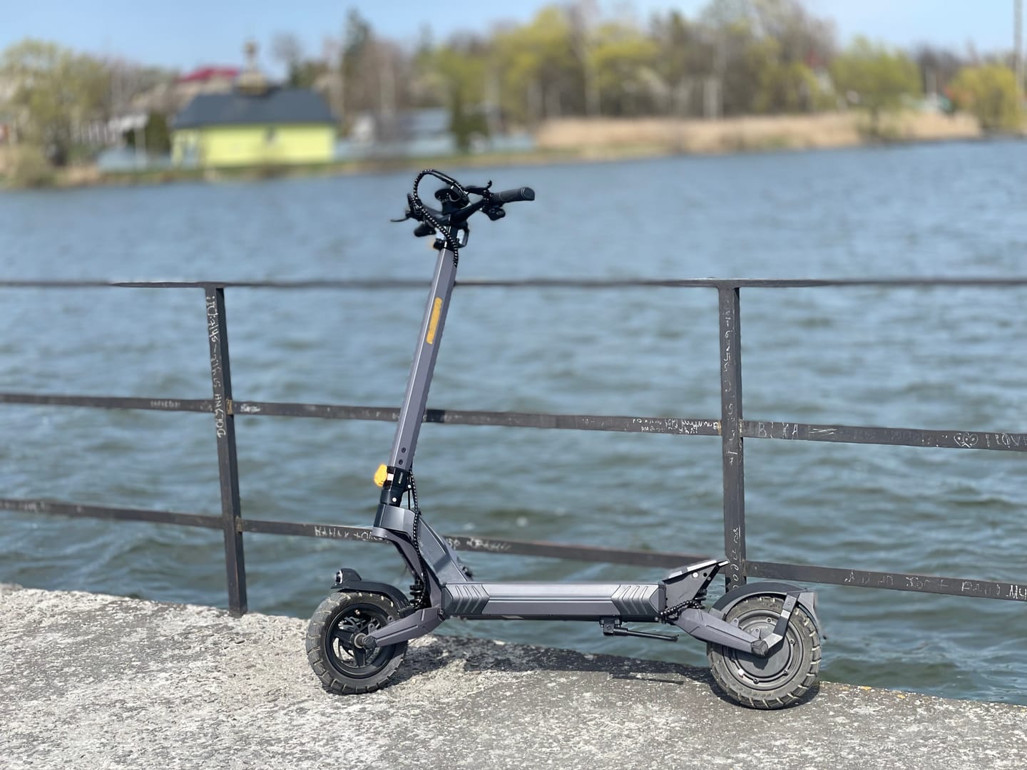 Customer photo review of Ausom DT2 Pro Dual Motor E-scooter