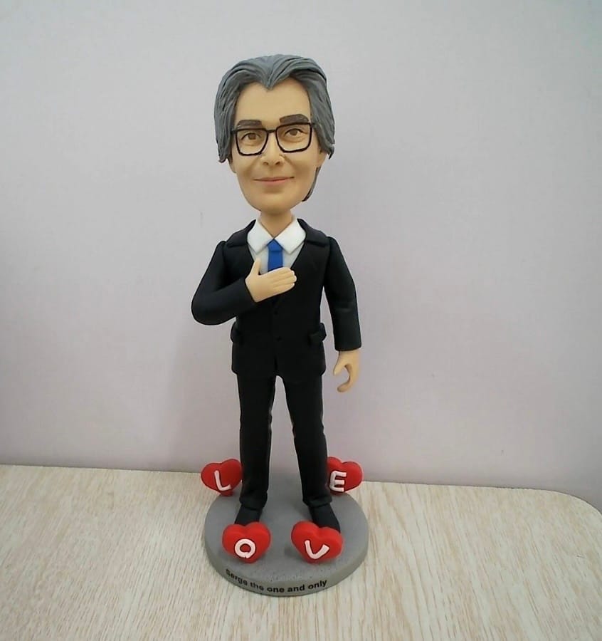 Customer photo review of בובת Mini Me - איש עסקים