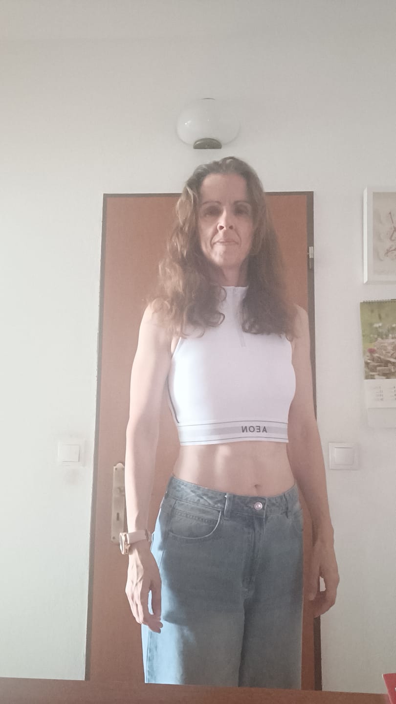 Customer photo review of SECOND SKIN PRO HALF ZIP TANK TOP