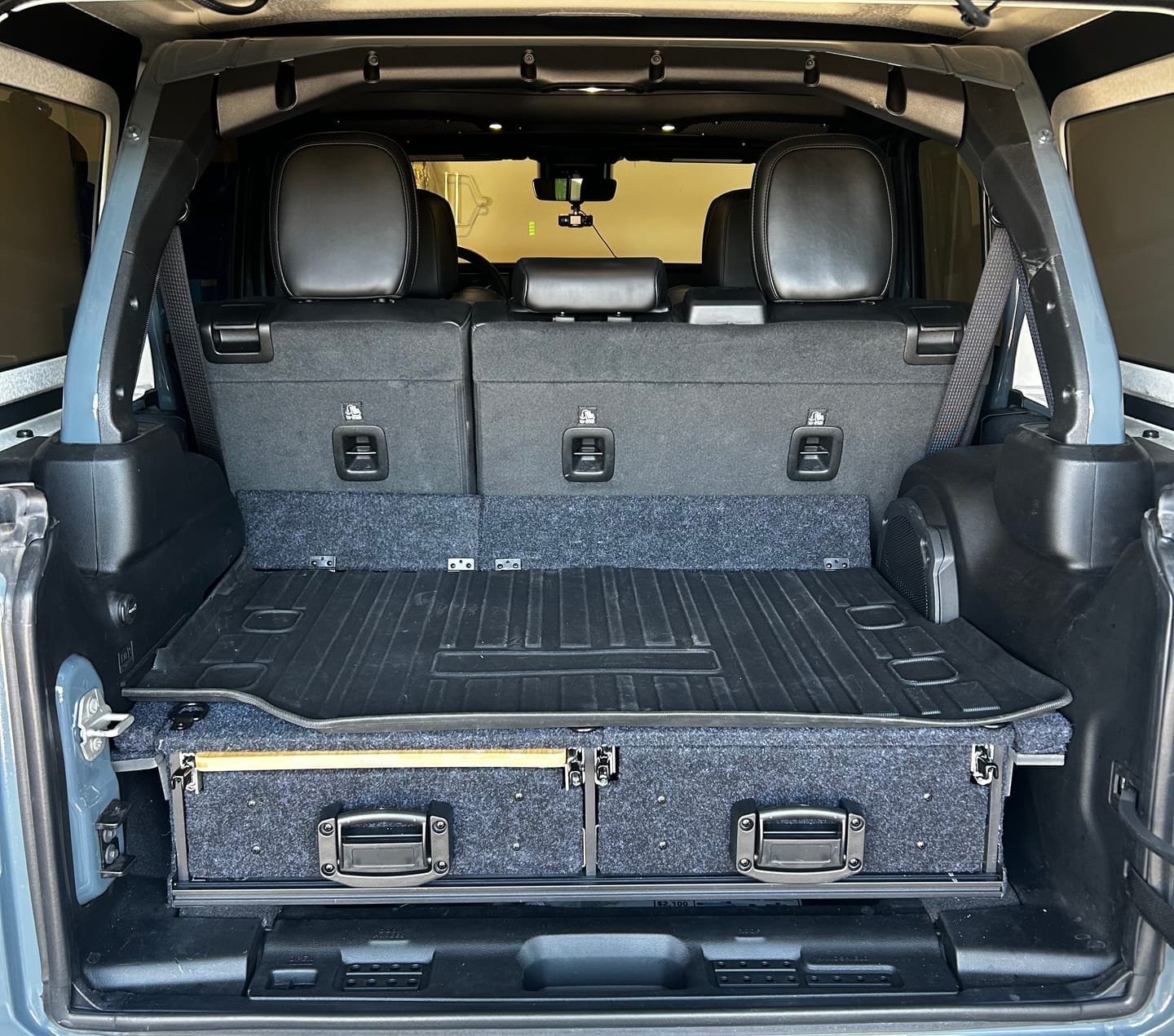 Customer photo review of Heavy Duty Versatile Drawer System for Jeep Wrangler JL w/ Slide-Out Bamboo Table & Fridge Mount