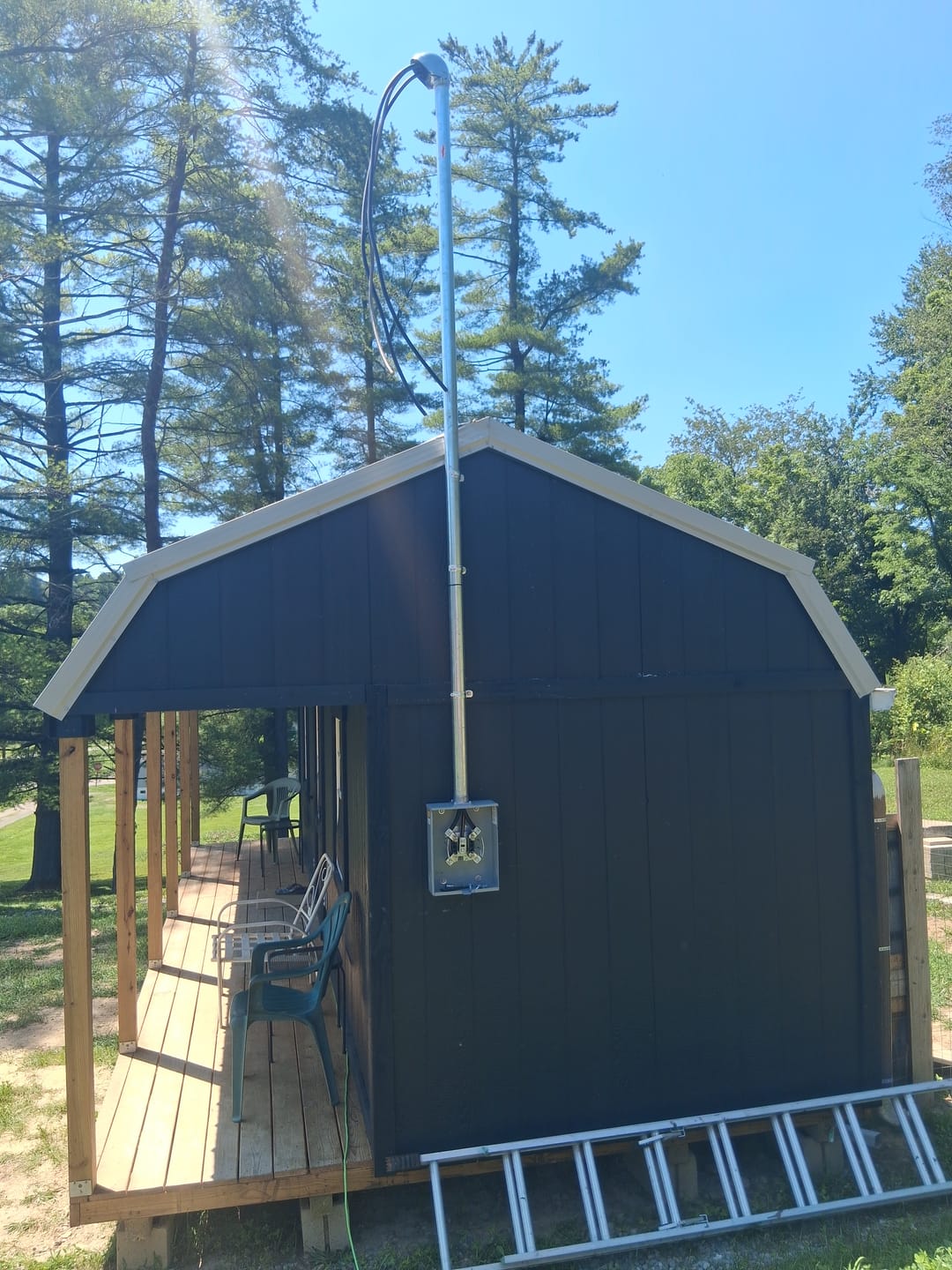 Customer photo review of Midwest 200 Amp Ringless Meter Socket – Overhead & Underground Feed, NEMA 3R