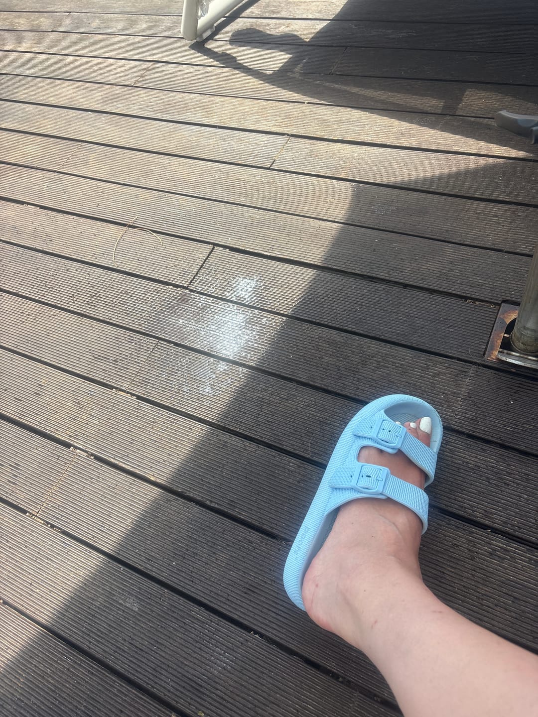 Customer photo review of Poofs Breeze women