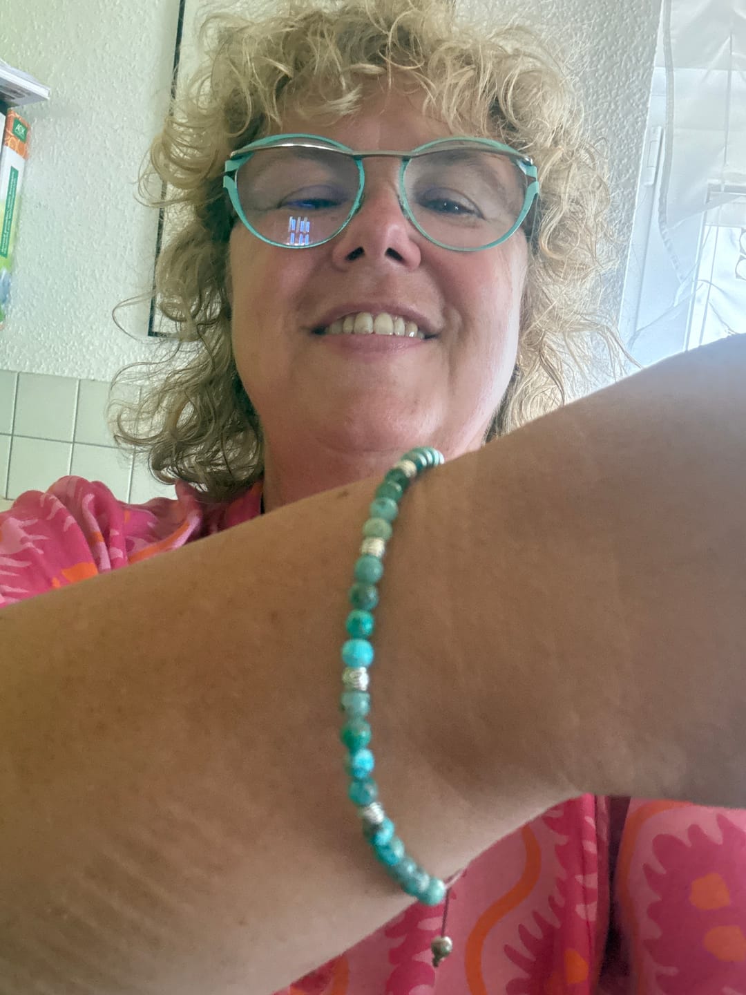 Customer photo review of Tibetisches Energie Armband - Blauer Jaspis