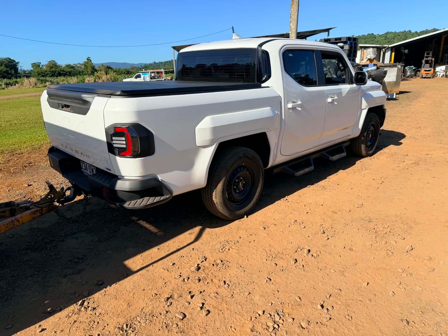Customer photo review of KIA Tasman Tonneau Cover 2025+ Tri-Fold Soft Tonneau Cover