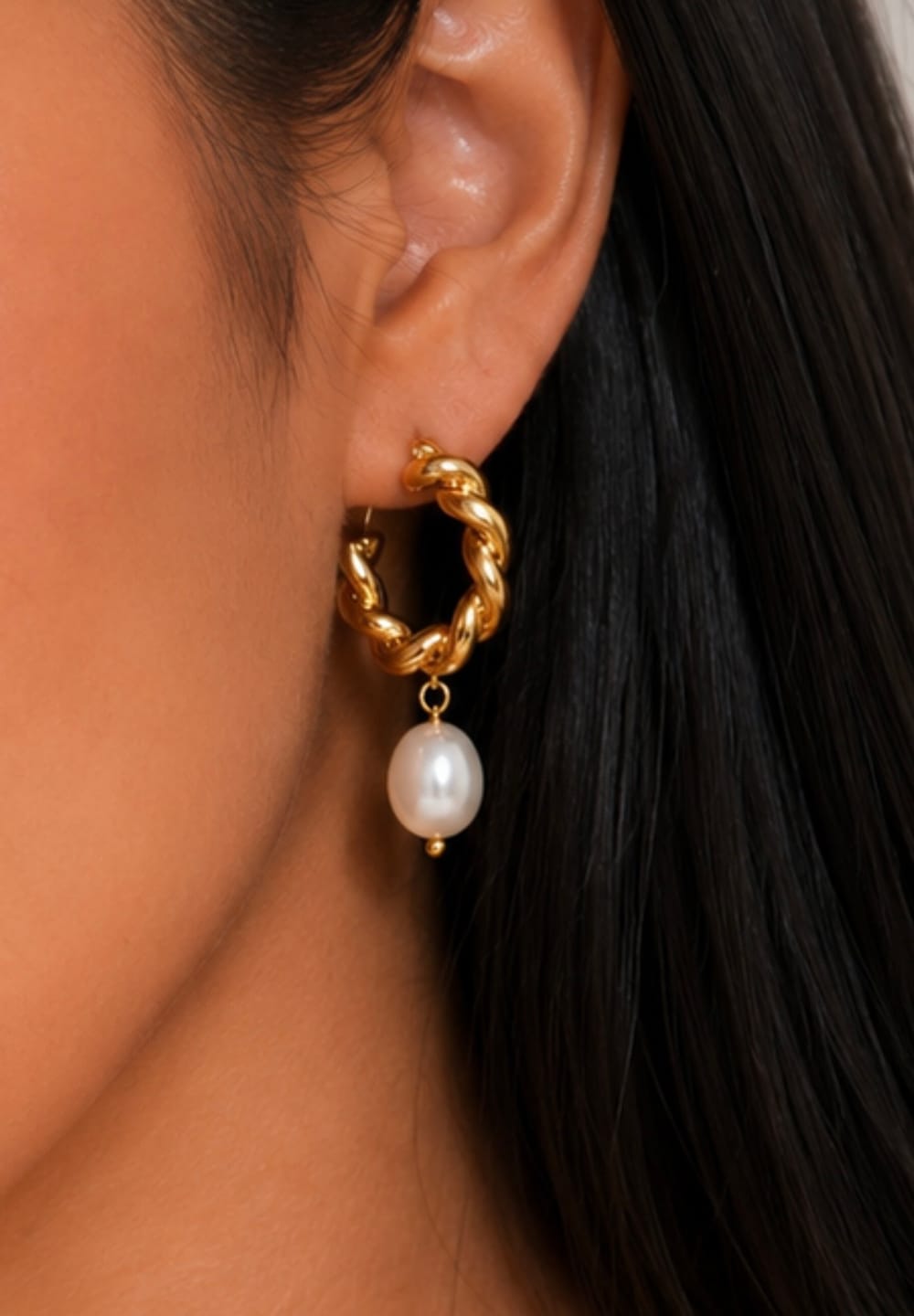 Customer photo review of Kiki Pearl Drop Hoops