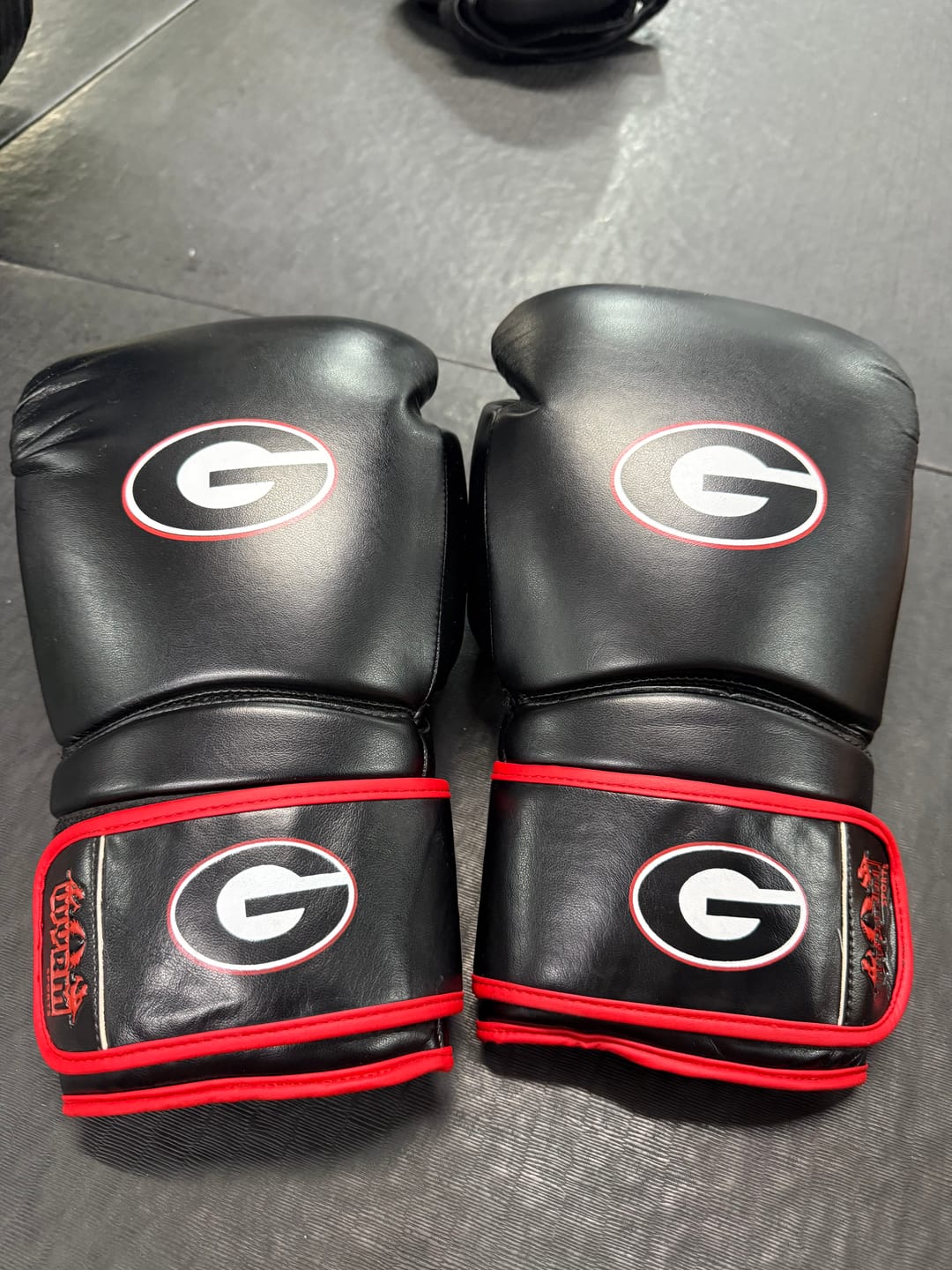 Customer photo review of Custom Black PU Leather Boxing Training Gloves C18
