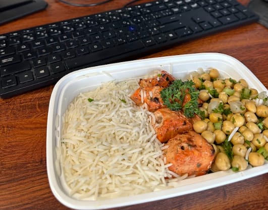 Customer photo review of EXCLUSIVE: 30% OFF 6 MEAL PLAN (RAAHI30)