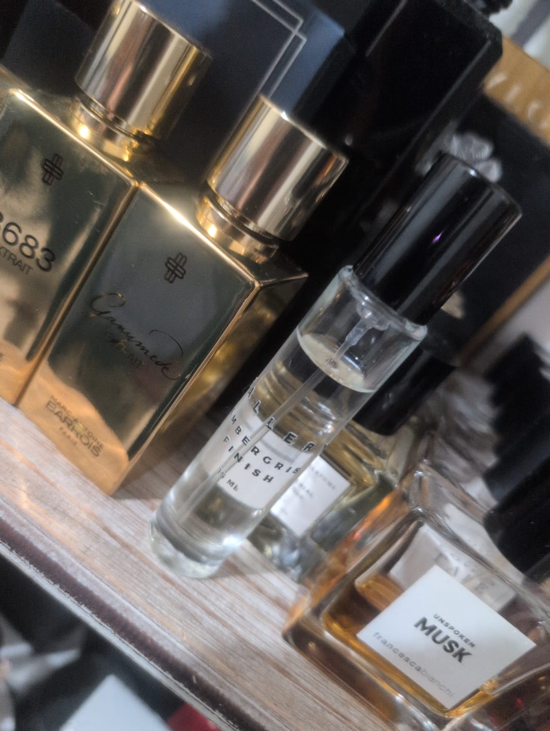 Customer photo review of White Ambergris Finish 2 ml Sample