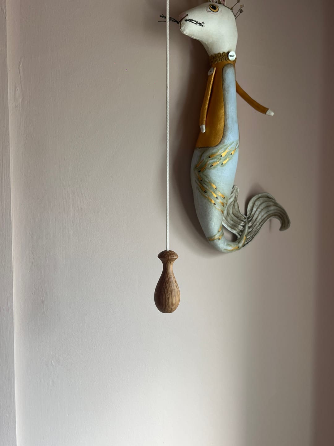 Customer photo review of Oak Light Pull