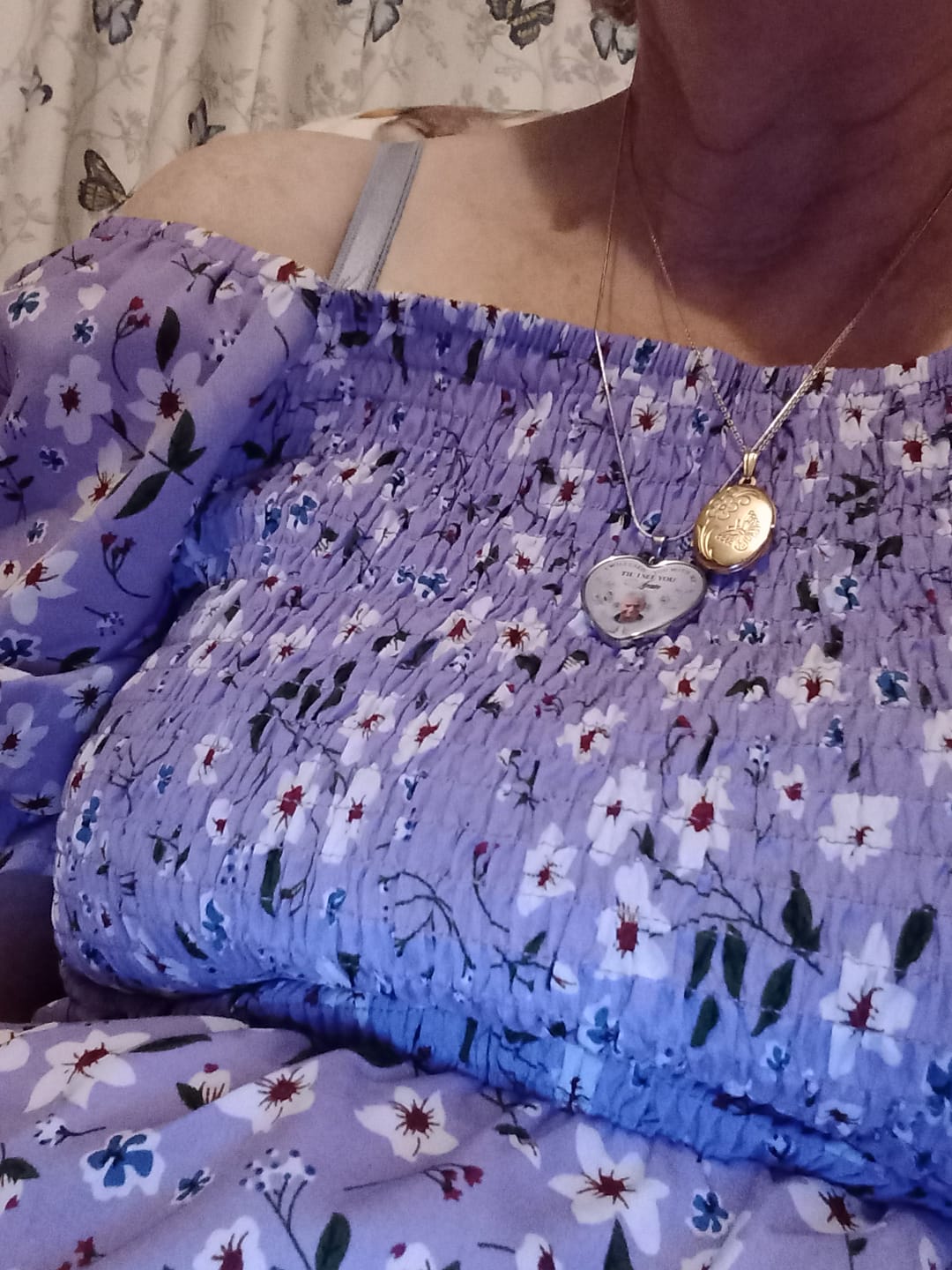 Customer photo review of Custom Photo Memorial Necklace/Keychain "I Will Carry You With Me” - N001