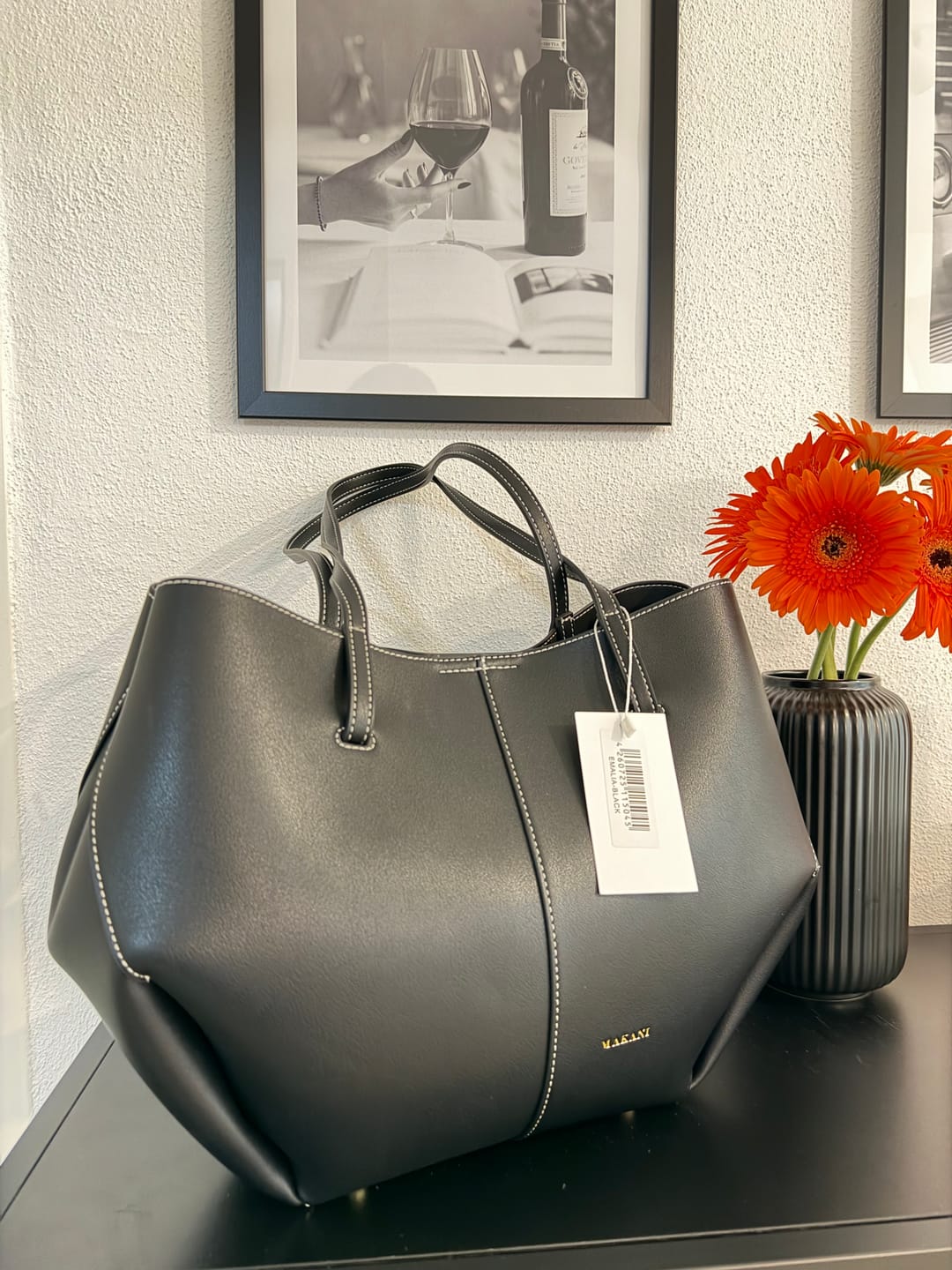 Customer photo review of EMALIA - BLACK