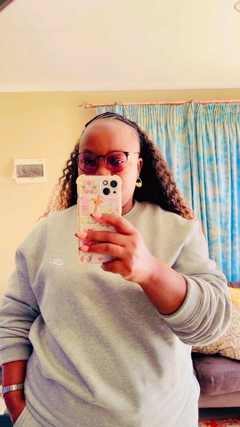 Customer photo review of Gold Era Halo Mini Drop Hoops ✨