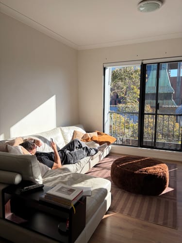 Customer photo review of Tootsi Round Ottoman