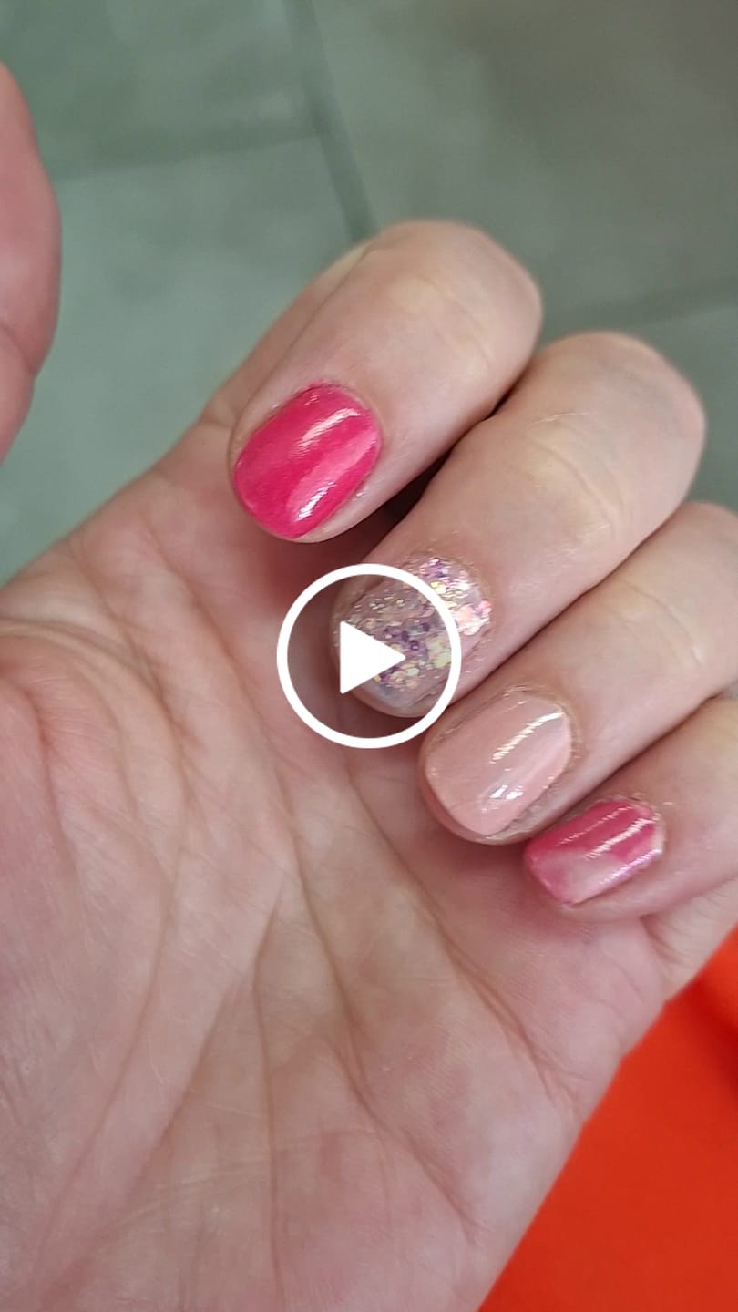 Customer video review of Flamingo Pop Dipping Powder